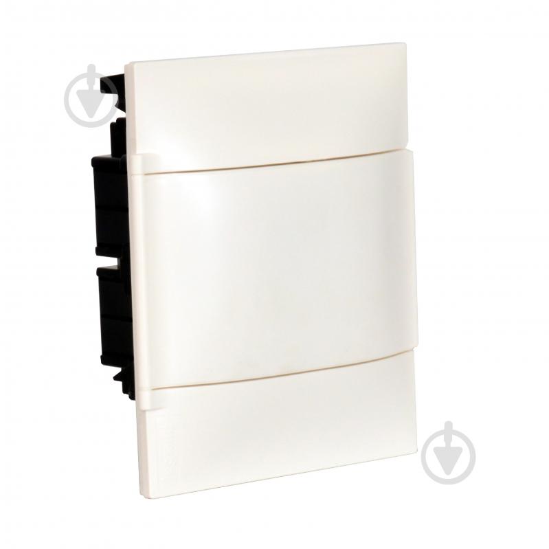 Щиток пластиковий Legrand Practibox-S 1X8 134168 - фото 1 Щиток пластиковий Legrand Practibox-S 1X8 134168 - фото 1