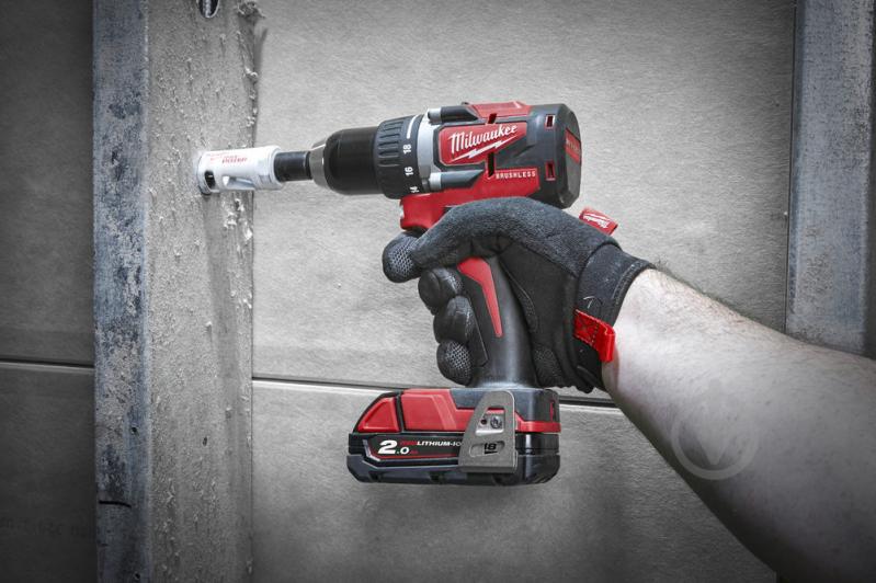 Шуруповерт аккумуляторный Milwaukee M18 CBLDD-0 4933464316 - фото 2