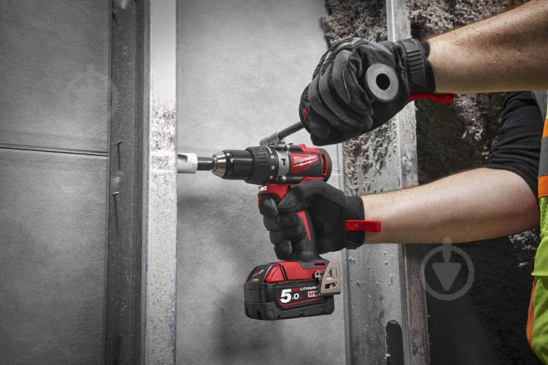 Шуруповерт ударный аккумуляторный Milwaukee M18 BLPD2-502X 4933464517 - фото 3