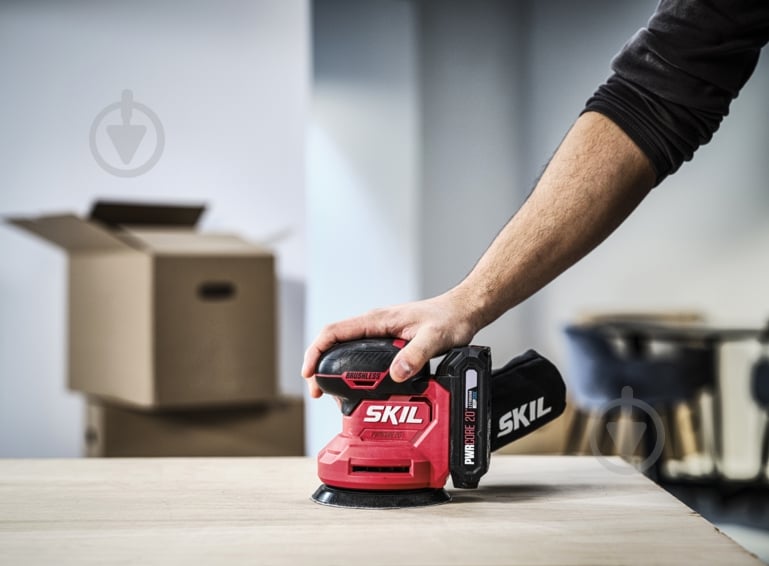 Эксцентриковая шлифмашина SKIL SR1E3746CA+BC1E3136AA - фото 3 Эксцентриковая шлифмашина SKIL SR1E3746CA+BC1E3136AA - фото 3