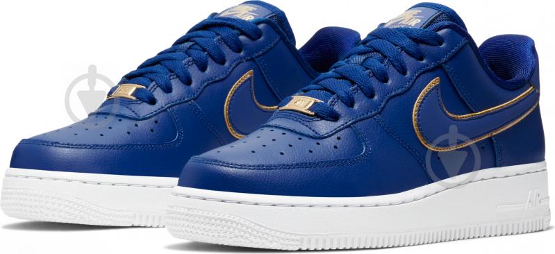 Кросівки жіночі зимові Nike AIR FORCE 1 07 ESS AO2132-401 р.36,5 темно-сині - фото 1