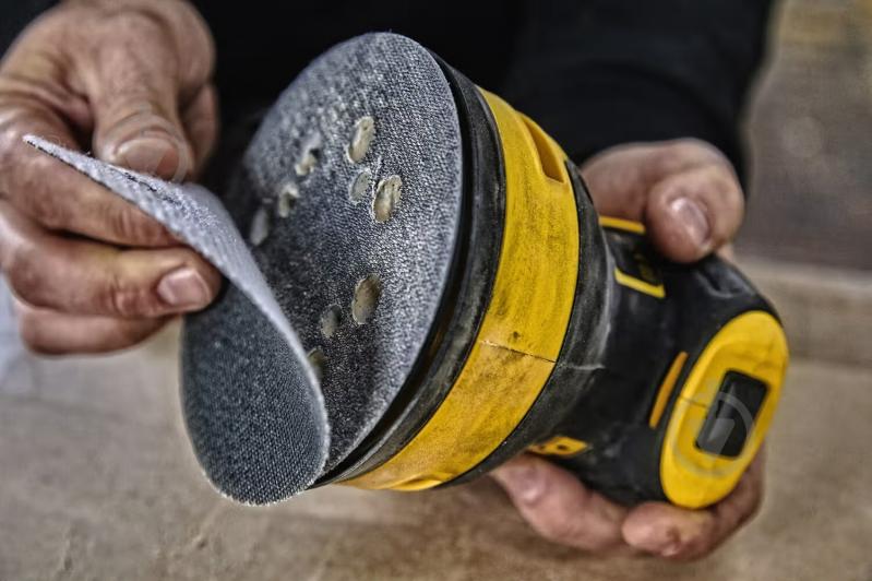 ᐉ Эксцентриковая шлифмашина DeWalt DWE6423 • Купить в Киеве