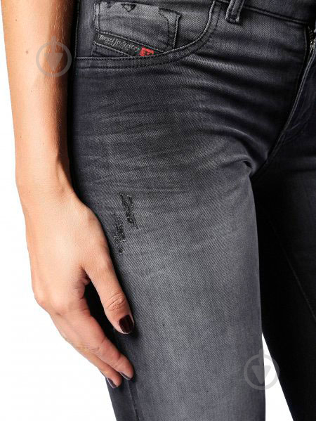 Джинси Diesel LIVIER PANTALONI 00CQLP 0679D-2 р. 25 чорний - фото 3