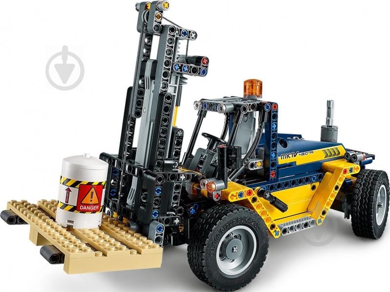 Конструктор LEGO Technic Тяжелый вилочный погрузчик 42079 - фото 9