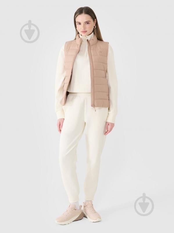 Жилет 4F VEST JACKET F181 4FWSS25TVJAF181-83S р.XS бежевый - фото 3 Жилет 4F VEST JACKET F181 4FWSS25TVJAF181-83S р.XS бежевый - фото 3