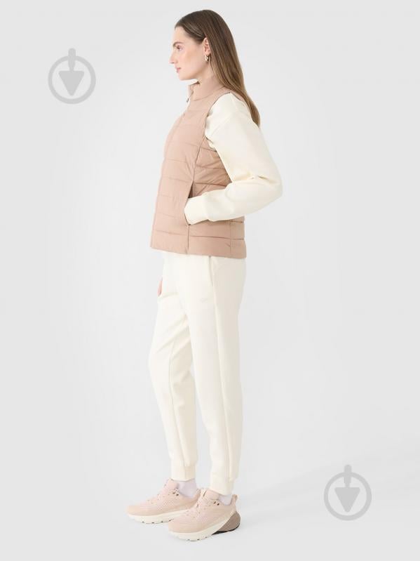 Жилет 4F VEST JACKET F181 4FWSS25TVJAF181-83S р.XS бежевый - фото 5 Жилет 4F VEST JACKET F181 4FWSS25TVJAF181-83S р.XS бежевый - фото 5