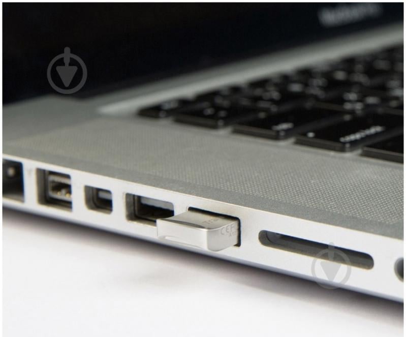 Флеш-память USB Transcend JetFlash 710 64 ГБ USB 3.0 silver (TS64GJF710S) - фото 3