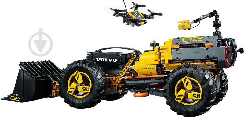 Конструктор LEGO Technic Volvo колесный погрузчик ZEUX 42081 - фото 9