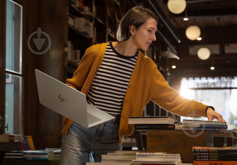 Ноутбук HP OmniBook 7 14-fr0006ua 14" (C3UT5EA) glacier silver - фото 3