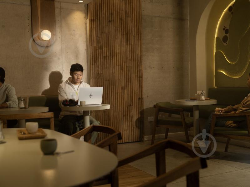 Ноутбук HP OmniBook 7 14-fs0003ua 14" (C3UT7EA) glacier silver - фото 16 Ноутбук HP OmniBook 7 14-fs0003ua 14" (C3UT7EA) glacier silver - фото 16