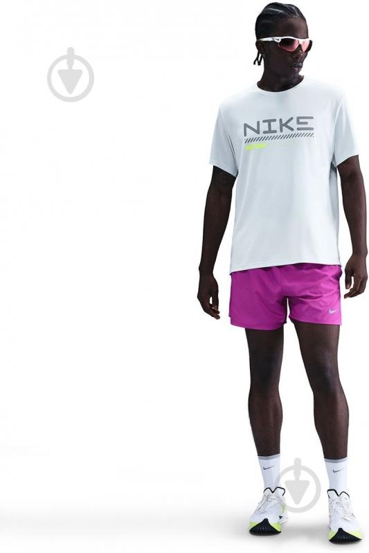 Футболка Nike Miler HV2676-043 р.M серый - фото 3