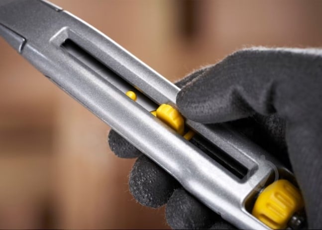 Нож сегментный Stanley INTERLOCK 0-10-018 - фото 6