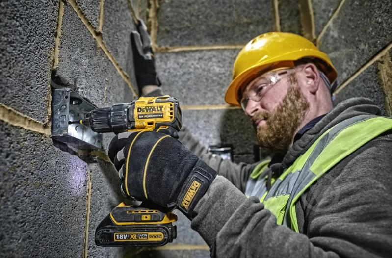 Шуруповерт акумуляторний DeWalt DCD708N - фото 3