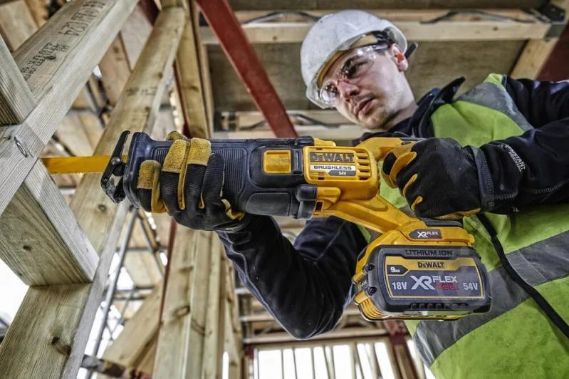 Пила сабельная DeWalt DCS389N - фото 3