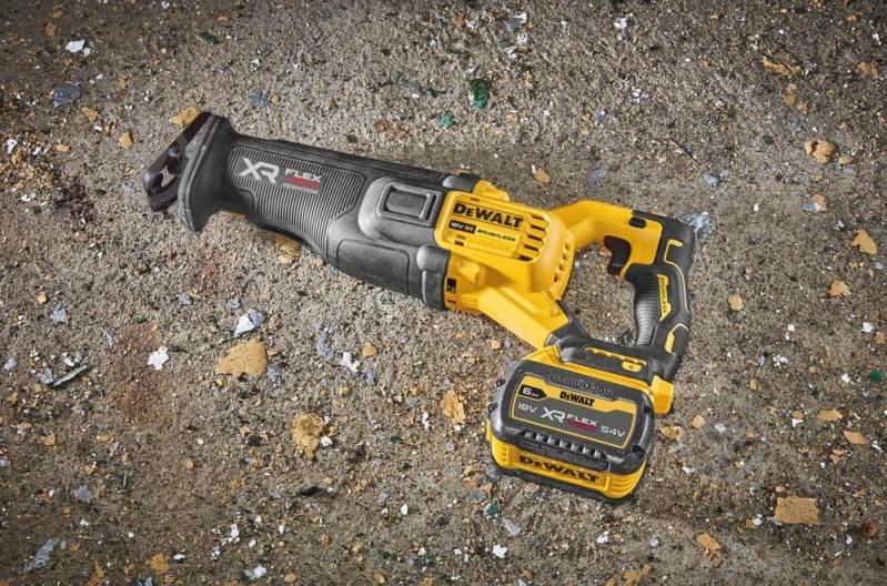 Пила шабельна DeWalt DCS386T1 - фото 8