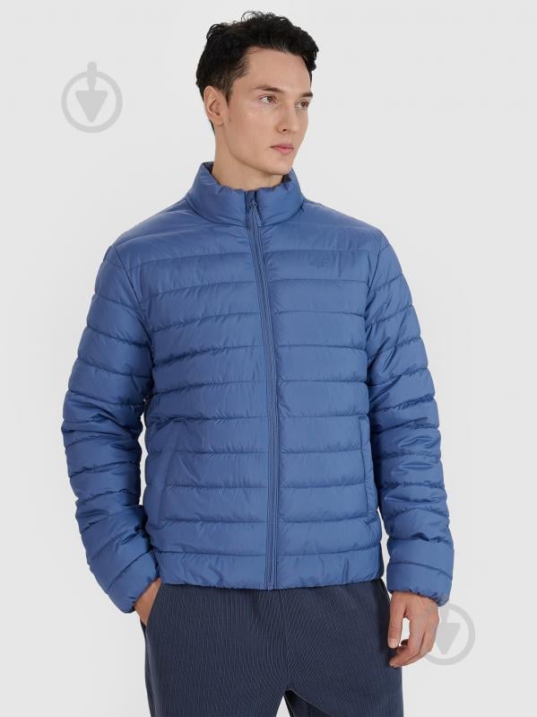Куртка чоловіча демісезонна 4F DOWN JACKET M538 4FWSS25TDJAM538-32S р.S синя - фото 1 Куртка чоловіча демісезонна 4F DOWN JACKET M538 4FWSS25TDJAM538-32S р.S синя - фото 1