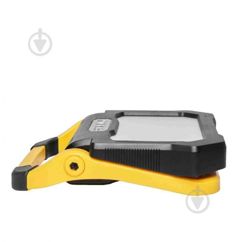 Фонарь прожекторный Stanley 5000 Lm SXLS50120E - фото 4