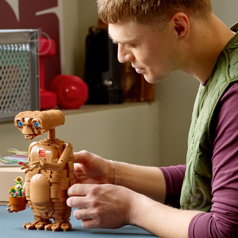 Конструктор LEGO Ideas E.T. the Extra-Terrestrial 21370 - фото 4