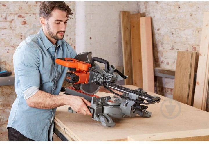 Пила торцювальна Black+Decker BES710 - фото 8