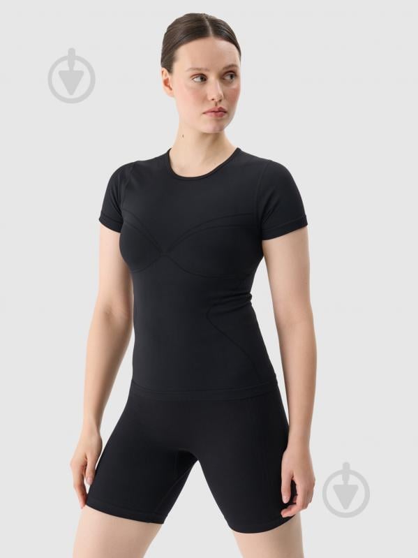 Футболка 4F TSHIRT FNK F1270 4FWSS25TFTSF1270-20S р.ML чорний - фото 1 Футболка 4F TSHIRT FNK F1270 4FWSS25TFTSF1270-20S р.ML чорний - фото 1