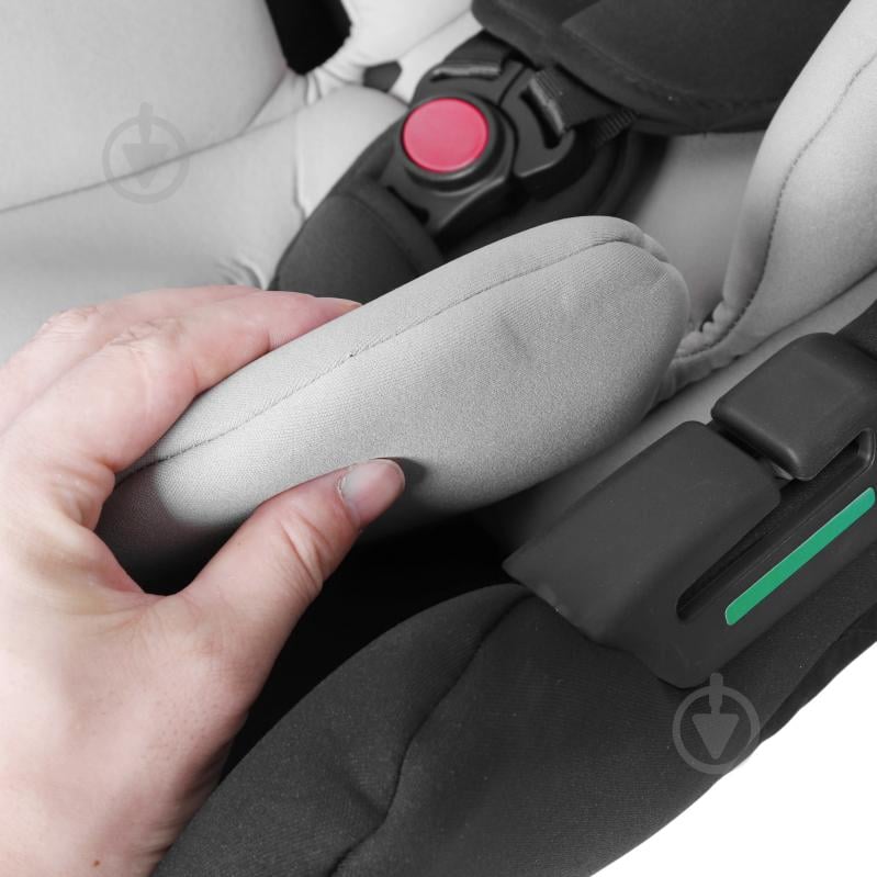 Автокресло Eternal Shield ES10 черный black - фото 13