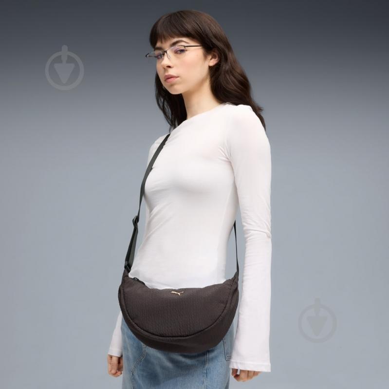 Сумка Puma Half Moon Bag 09270701 3 л чорний - фото 4 Сумка Puma Half Moon Bag 09270701 3 л чорний - фото 4