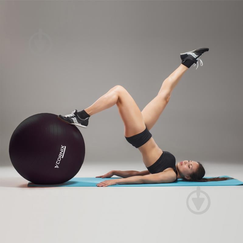 М'яч для фітнесу Cornix Anti-Burst Black d65 см XR-0020 - фото 3 М'яч для фітнесу Cornix Anti-Burst Black d65 см XR-0020 - фото 3