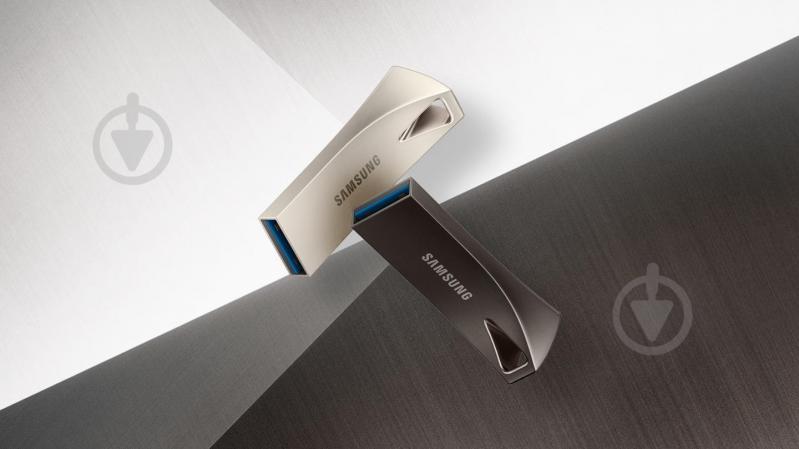 Накопичувач Samsung Bar Plus 512 ГБ USB 3.1 silver (MUF-512BE3/APC) - фото 5 Накопичувач Samsung Bar Plus 512 ГБ USB 3.1 silver (MUF-512BE3/APC) - фото 5