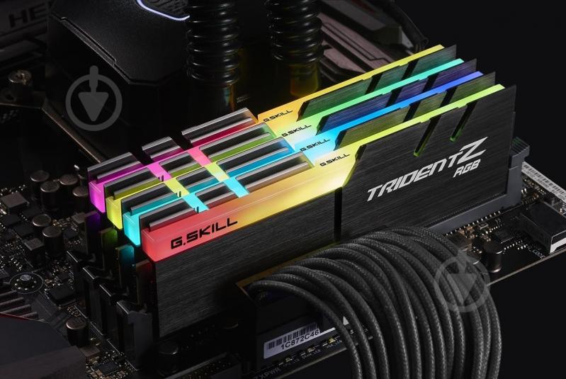 Оперативна пам'ять G.Skill DDR4 SDRAM 16 GB (2x8GB) 4600 MHz (F4-4600C18D-16GTZR) TridentZ RGB Black - фото 9