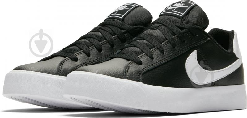 Кросівки жіночі демісезонні Nike COURT ROYALE AC AO2810-001 р.39 чорні - фото 1