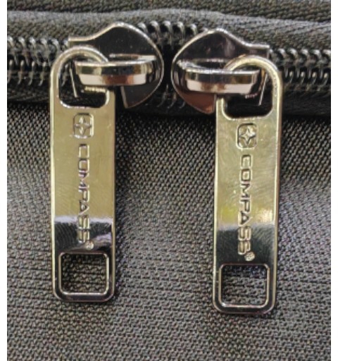 Чемодан NEWCOMER N1702 M 48 л черный - фото 6