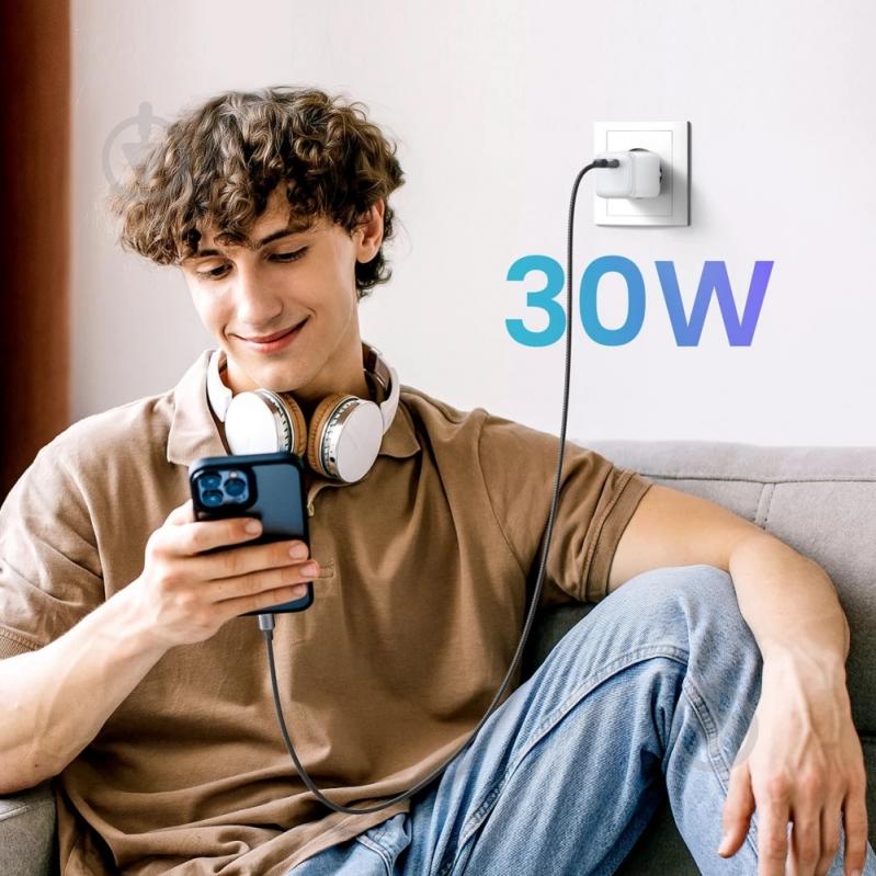 Зарядний пристрій UGREEN 15326 - фото 4 Зарядний пристрій UGREEN 15326 - фото 4