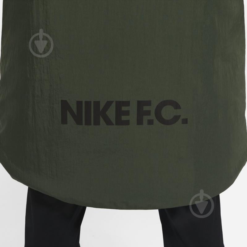 Пальто чоловіче Nike M NK FC LNGR SDLN FILLED JKT DJ0991-335 р.2XL зелене - фото 7