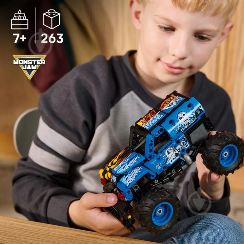 Конструктор LEGO Technic Monster Jam™ Grave Digger™ Вогонь і лід 42219 - фото 4
