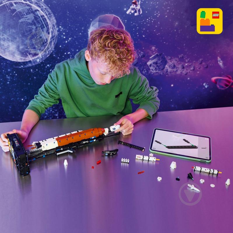 Конструктор LEGO Technic Ракета із системою космічного запуску NASA Artemis 42221 - фото 5
