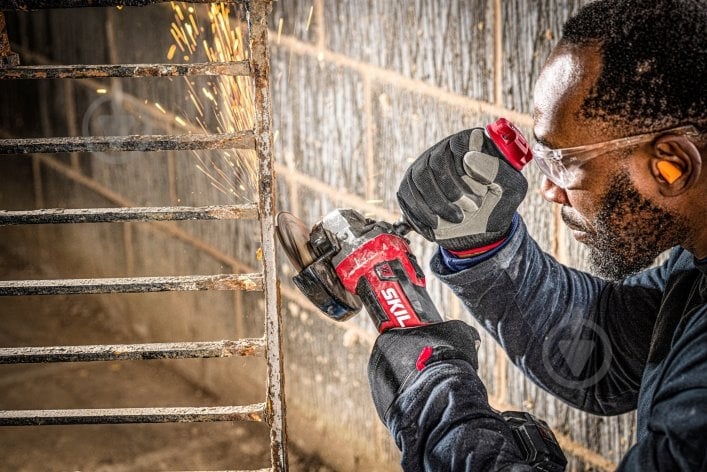 Болгарка (кутова шліфмашина) skill AG1E3930CB+BC1E3111AA - фото 4 Болгарка (кутова шліфмашина) skill AG1E3930CB+BC1E3111AA - фото 4