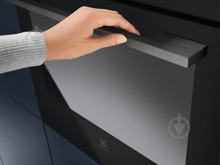 Духовой шкаф Electrolux электрическая встроенная KOAAS31WT - фото 5