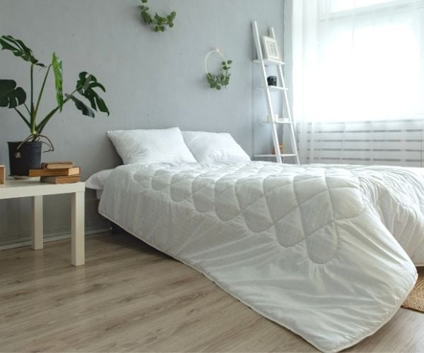 Ковдра Лібра 175х210 + 2 Подушки Стандарт 50х70 Delight - фото 4