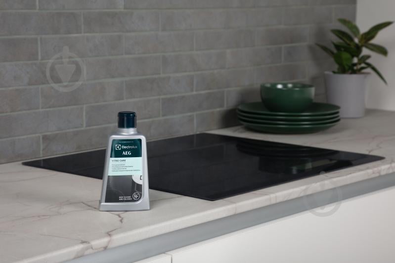 Крем для варочных поверхностей Electrolux M3HCC301 300 мл - фото 4 Крем для варочных поверхностей Electrolux M3HCC301 300 мл - фото 4