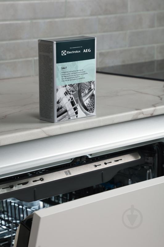 Соль для посудомоечных машин Electrolux M3GCS201 1000 г - фото 2
