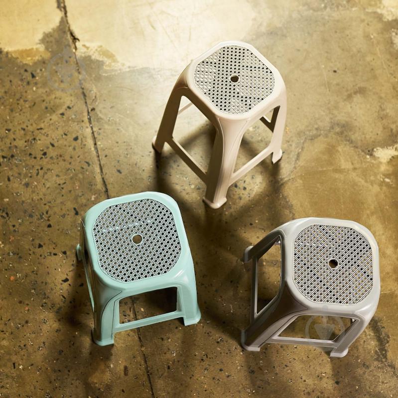 Табурет пластиковый Алеана Пиф 46x36,5x36,5 см серый матовый - фото 2