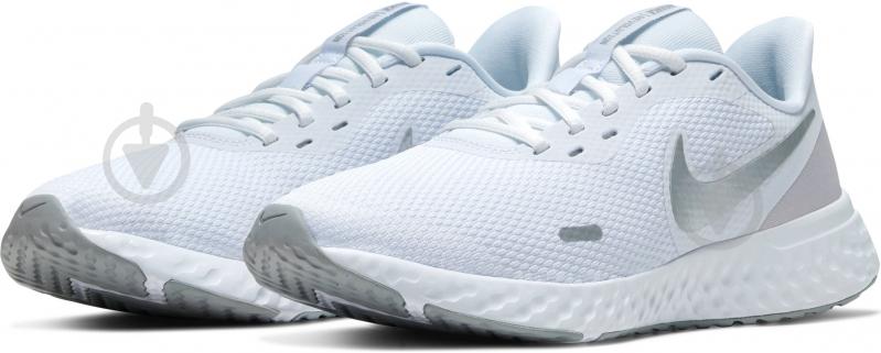 Кроссовки женские летние Nike Revolution 5 BQ3207-100 р.40,5 белые - фото 1