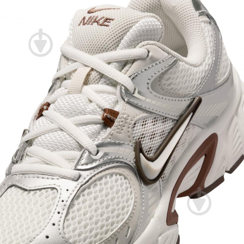 Кросівки жіночі Nike W V5 RNR HQ7901-102 р.36,5 молочні - фото 10