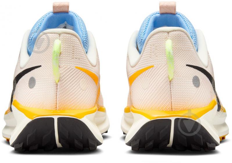 Кросівки жіночі Nike Pegasus Trail 5 DV3865-007 р.39 бежеві - фото 6 Кросівки жіночі Nike Pegasus Trail 5 DV3865-007 р.39 бежеві - фото 6