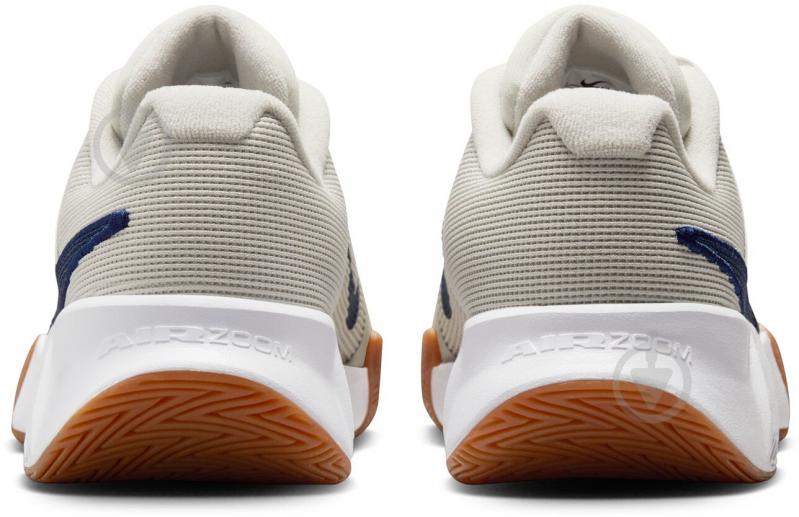 Кросівки жіночі Nike GP Challenge Pro FB3146-002 р.40 бежеві - фото 6