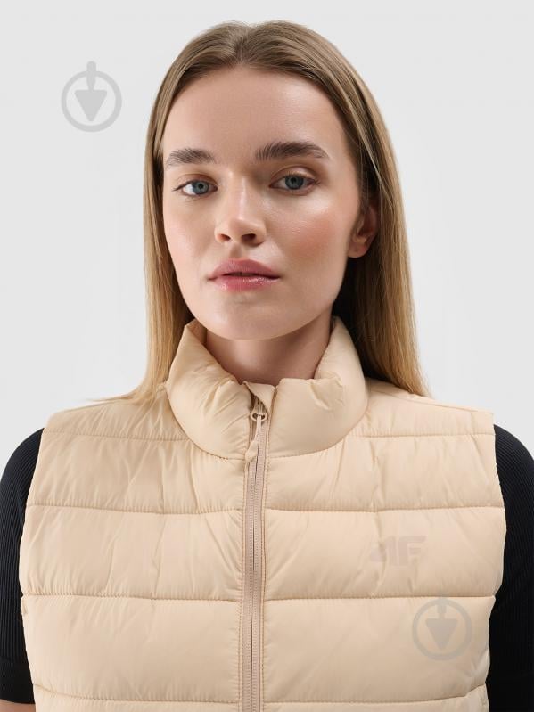 Жилет 4F VEST JACKET F139 4FWAW24TVJAF139-83S р.S бежевий - фото 4