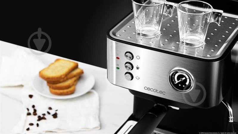 Кавоварка ріжкова CECOTEC Cumbia Power Espresso 20 Professionale CCTC-01556 - фото 4