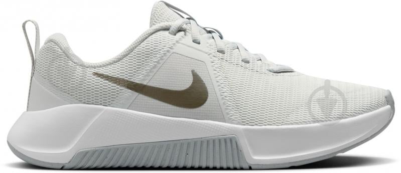 Кросівки жіночі Nike MC TRAINER 3 FQ1830-002 р.40,5 сірі - фото 1