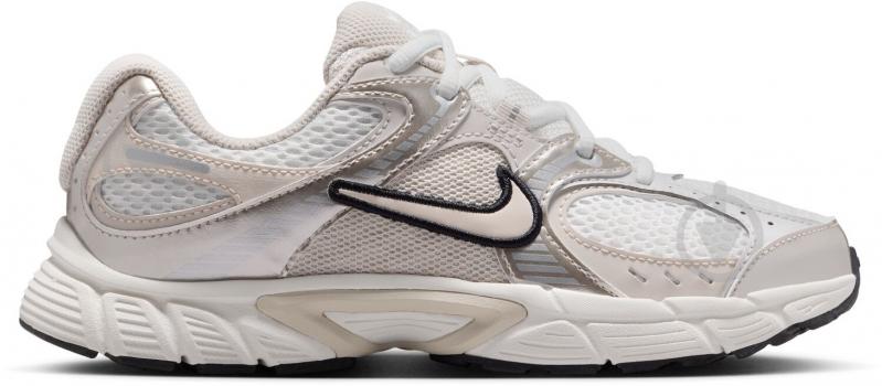 Кроссовки Nike V5 RNR (GS) HQ6411-102 р.36 - фото 1 Кроссовки Nike V5 RNR (GS) HQ6411-102 р.36 - фото 1