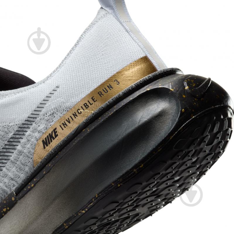 Кроссовки мужские Nike ZOOMX INVNCBLE RN FK3 PRM IB2756-100 р.45 светло-серые - фото 10